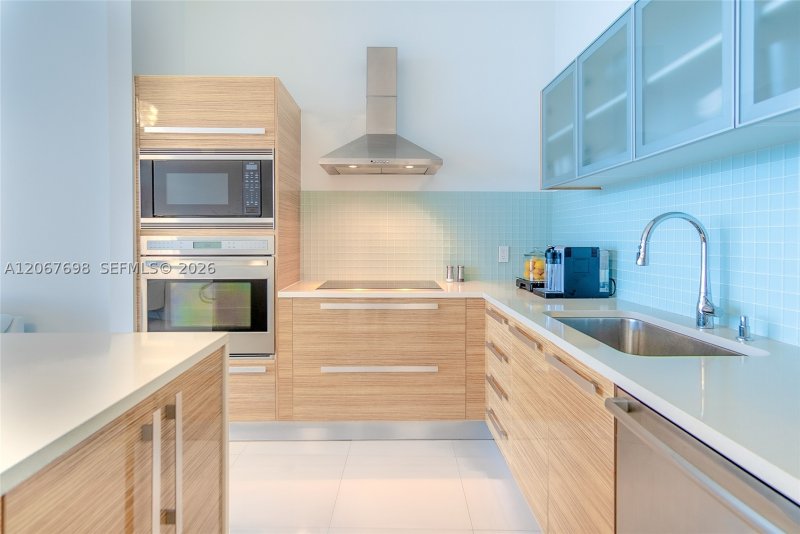 Apartment for rent at Paramount Bay 2404