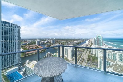 Comprar apartamento no Hyde Beach Resort Hollywood 3112