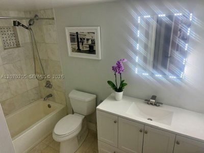 Comprar apartamento no West Bay Plaza 906