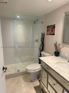 Comprar apartamento no West Bay Plaza 906