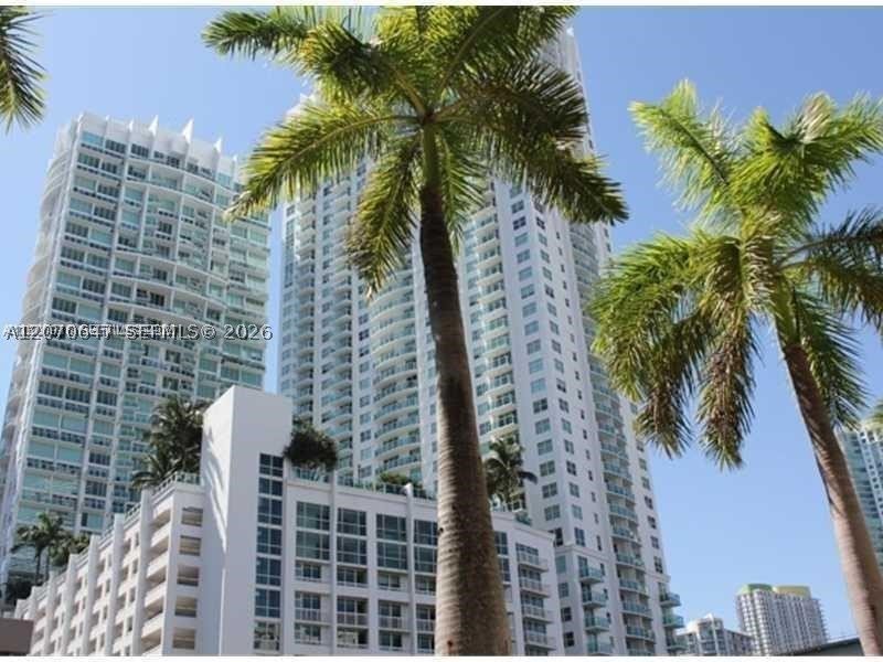 Apartment for rent at Brickell on the River South 516