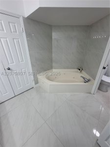 Comprar apartamento en Mystic Pointe 400 405
