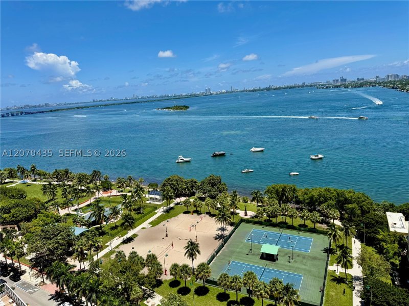 Comprar apartamento en Opera Tower 2202