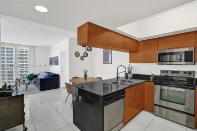 Comprar apartamento en Opera Tower 2202