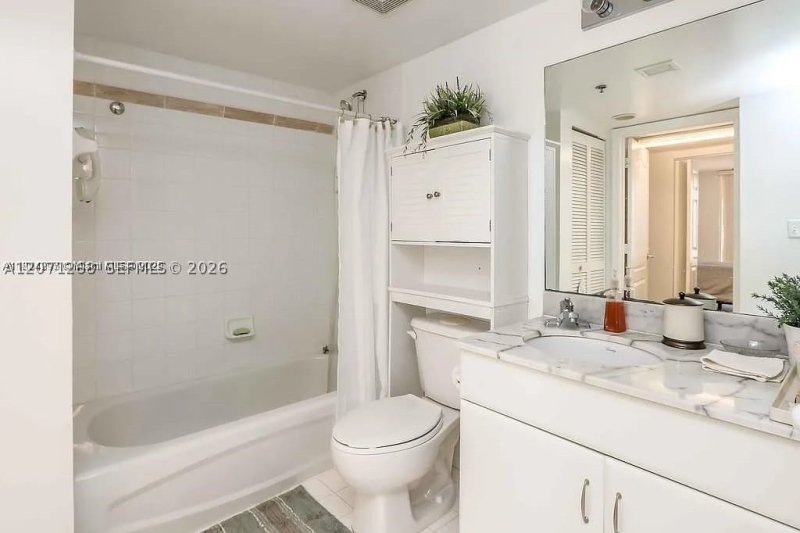 Comprar apartamento no The Club At Brickell Bay 1518