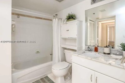 Comprar apartamento no The Club At Brickell Bay 1518