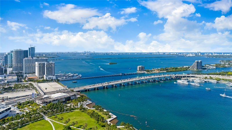 Condo for sale at The Elser Hotel and Residences 2118