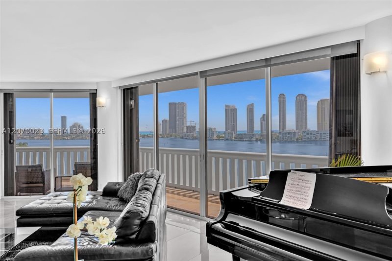 Comprar apartamento en 3000 Williams Island 1106