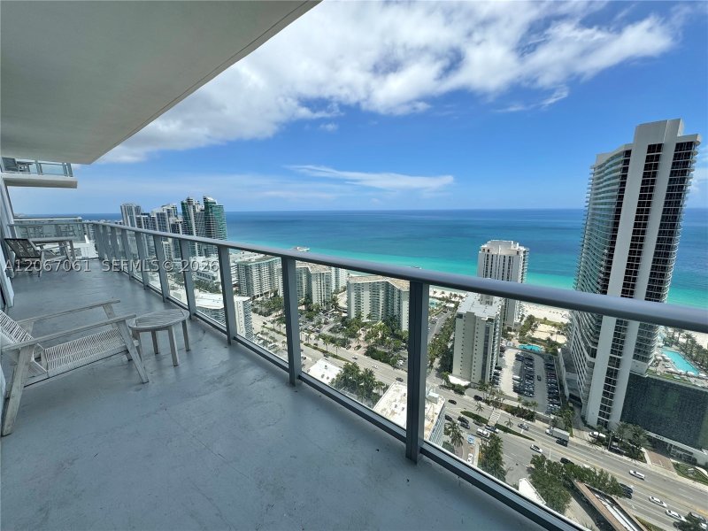 Condo for sale at Hyde Beach House T3503