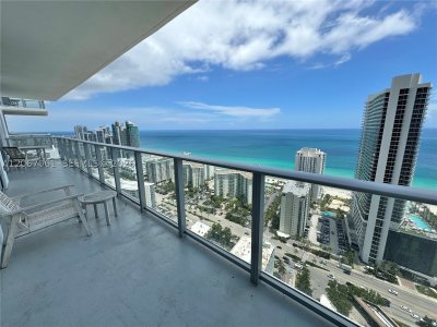 Comprar apartamento no Hyde Beach House T3503