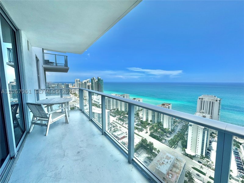 Condo for sale at Hyde Beach House T3503