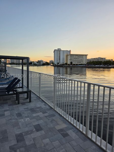 Condo for sale at Plaza Towers North 809