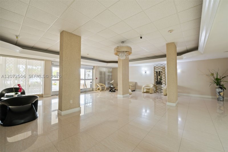 Condo for sale at Plaza Towers North 809