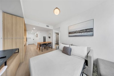 Comprar apartamento no District 225 2005