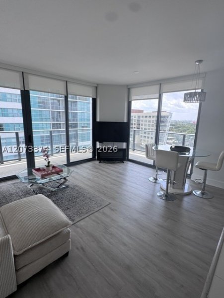 Apartment for rent at Hyde Midtown 1001
