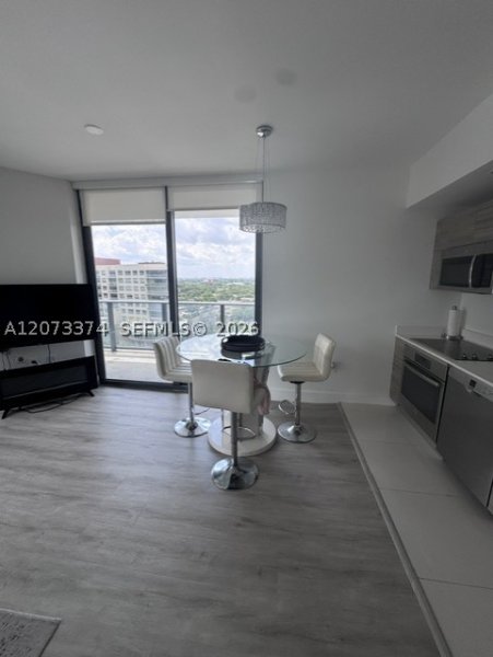 Apartment for rent at Hyde Midtown 1001
