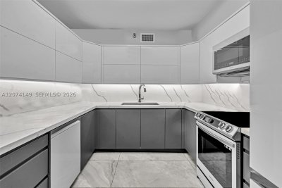 Comprar apartamento en Mystic Pointe 500 411