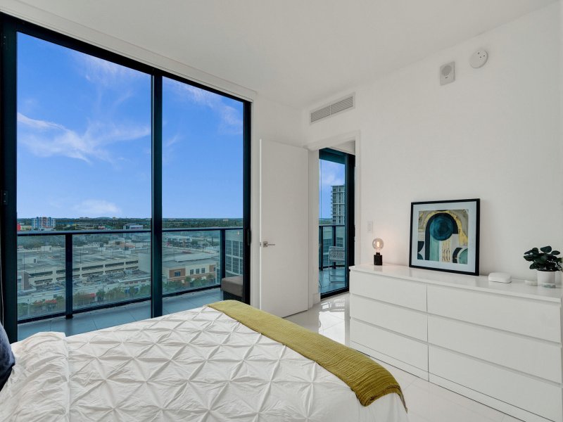 Condo for sale at Hyde Midtown 1210