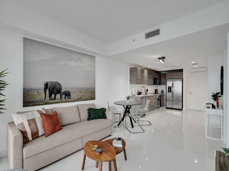 Condo for sale at Hyde Midtown 1210