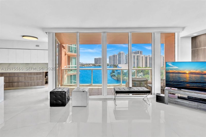 Condo for sale at Hidden Bay 815