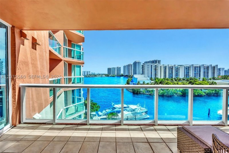Condo for sale at Hidden Bay 815