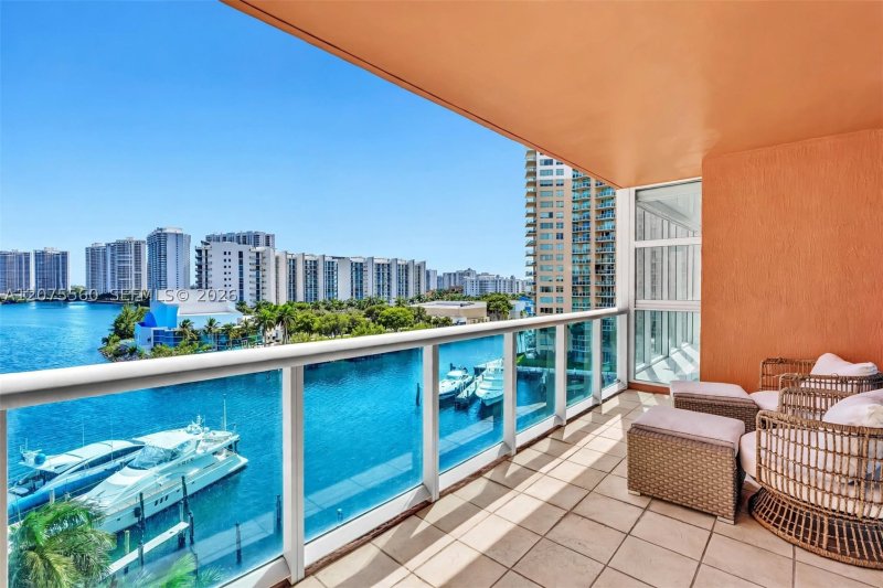 Condo for sale at Hidden Bay 815