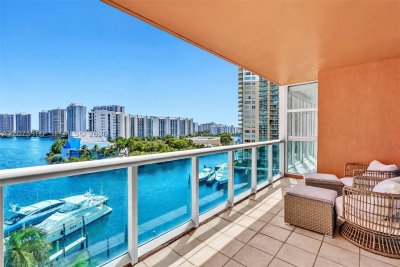 Comprar apartamento en Hidden Bay 815
