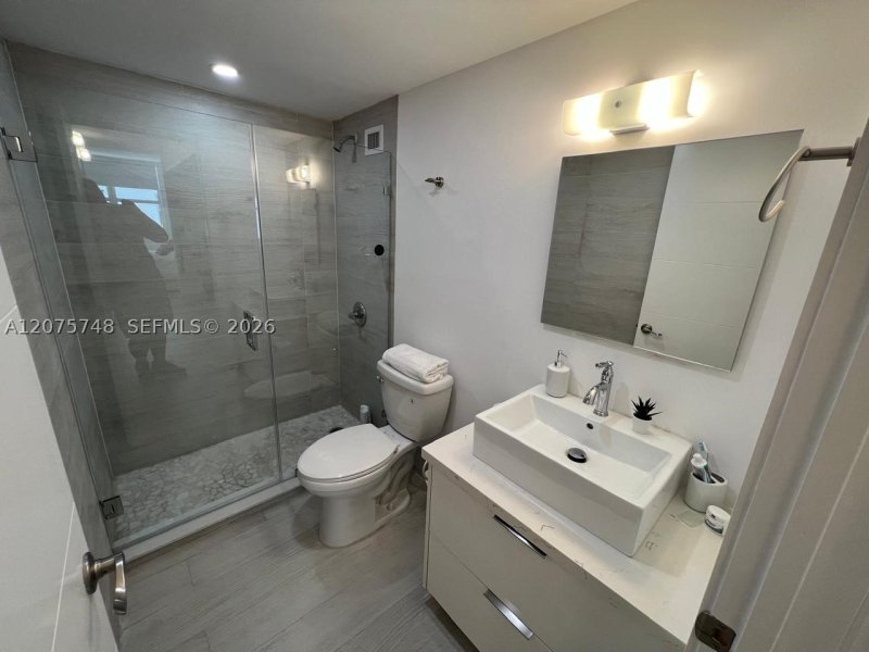 Condo for sale at Pavilion 412A