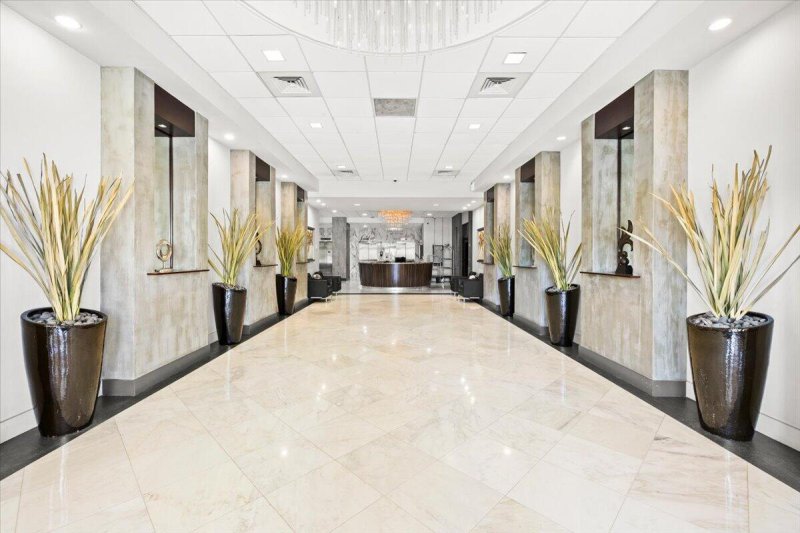 Condo for sale at Berkley South 18L