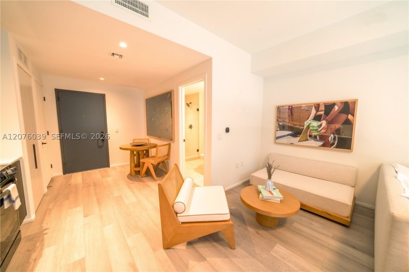 Property photo # 0