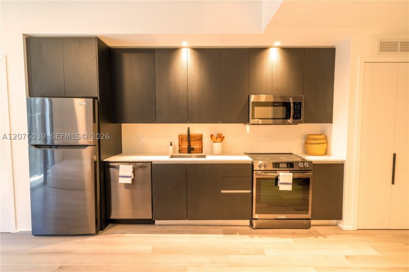 Property photo # 2