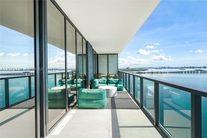 Condo for sale at Elysee Miami 1801