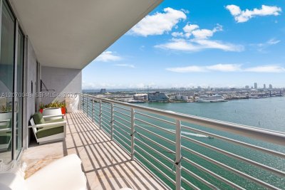 Comprar apartamento no One Miami West Tower 2609