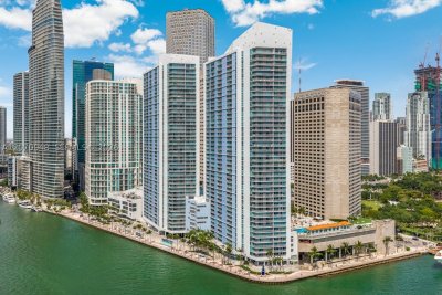 Comprar apartamento no One Miami West Tower 2609