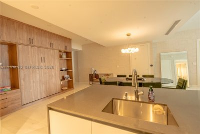 Comprar apartamento no Aston Martin Residences 3109W