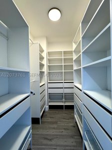 Comprar apartamento no One Fifty One at Biscayne 1403