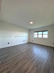 Comprar apartamento no One Fifty One at Biscayne 1403