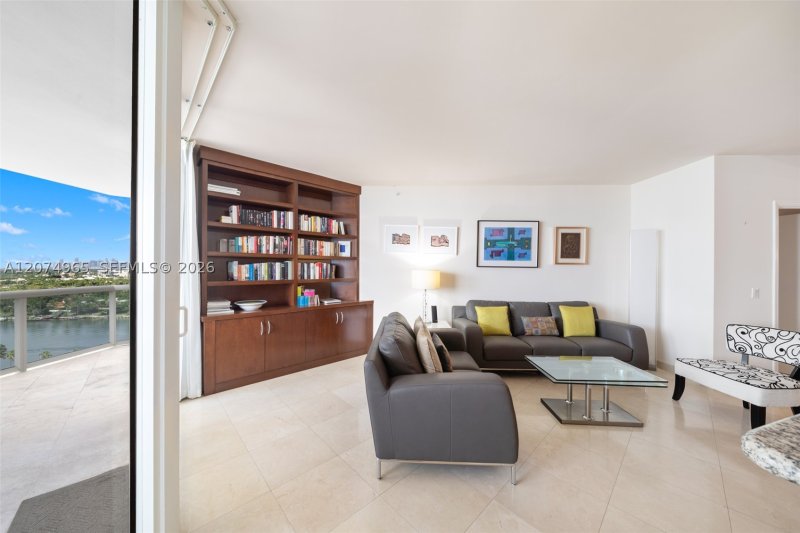 Condo for sale at Blue Diamond Condo 1804