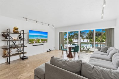 Brickell Townhouse Apt #2T