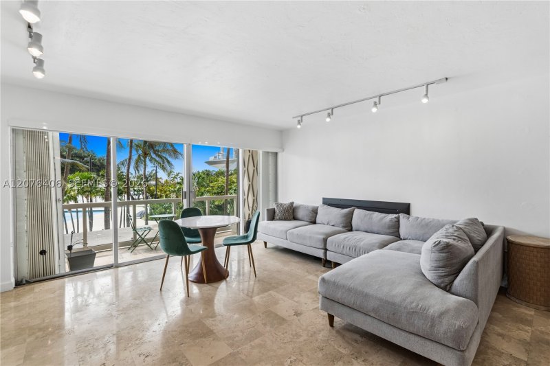 Condo for sale at Brickell Townhouse 2T