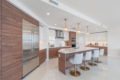 Aluguel de apartamento no 100 Las Olas 4203