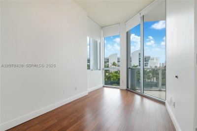 Comprar apartamento no Uptown Marina Lofts 505