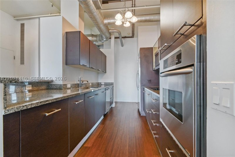 Condo for sale at Uptown Marina Lofts 505