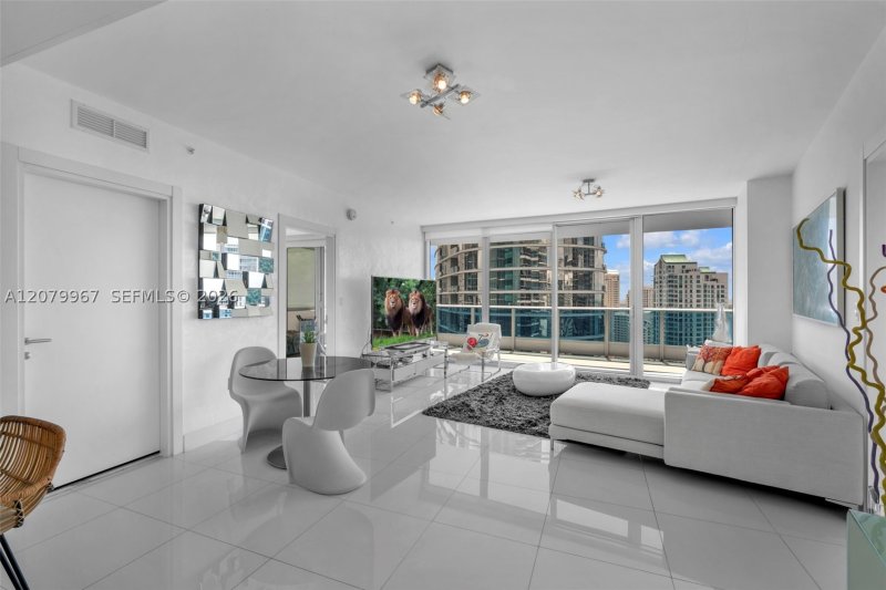 Apartment for rent at Epic Miami 3703