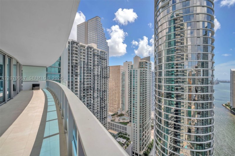 Apartment for rent at Epic Miami 3703