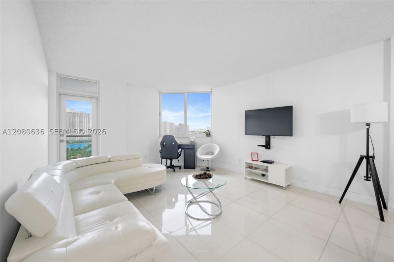 Condo for sale at Ocean Reserve 1426