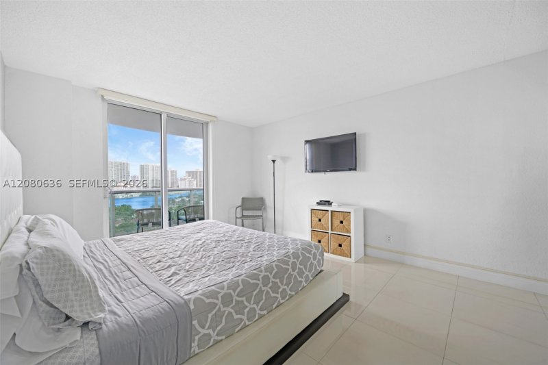 Condo for sale at Ocean Reserve 1426