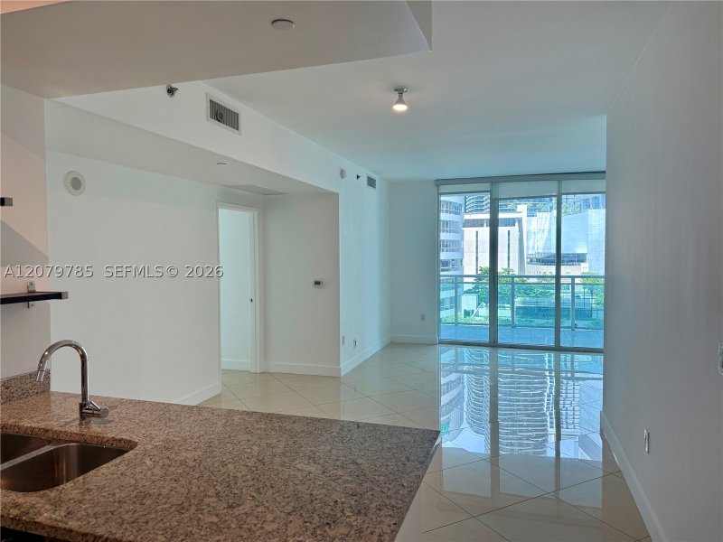 Apartment for rent at The Plaza Tower I 601