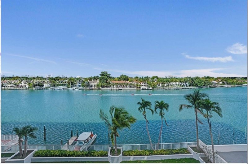 Condo for sale at Seacoast 5700 8M