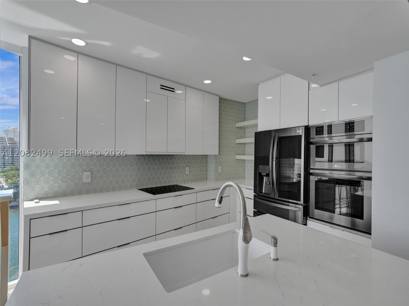 Condo for sale at One Miami East Tower 1423